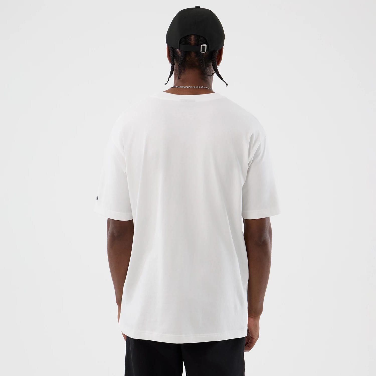 The Male model is wearing New York Yankees Cooperstown MLB Sport Classic White T-Shirt 2