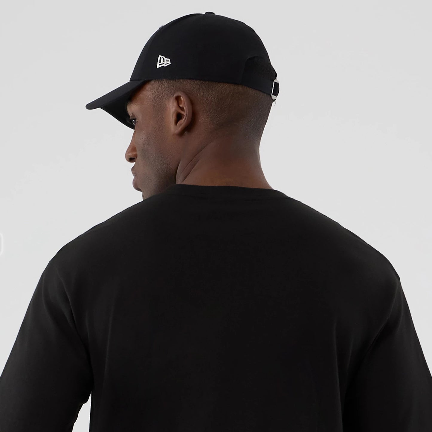 The Male model is wearing National Lampoon's Christmas Vacation Lifestyle Graphic Black T-Shirt 7
