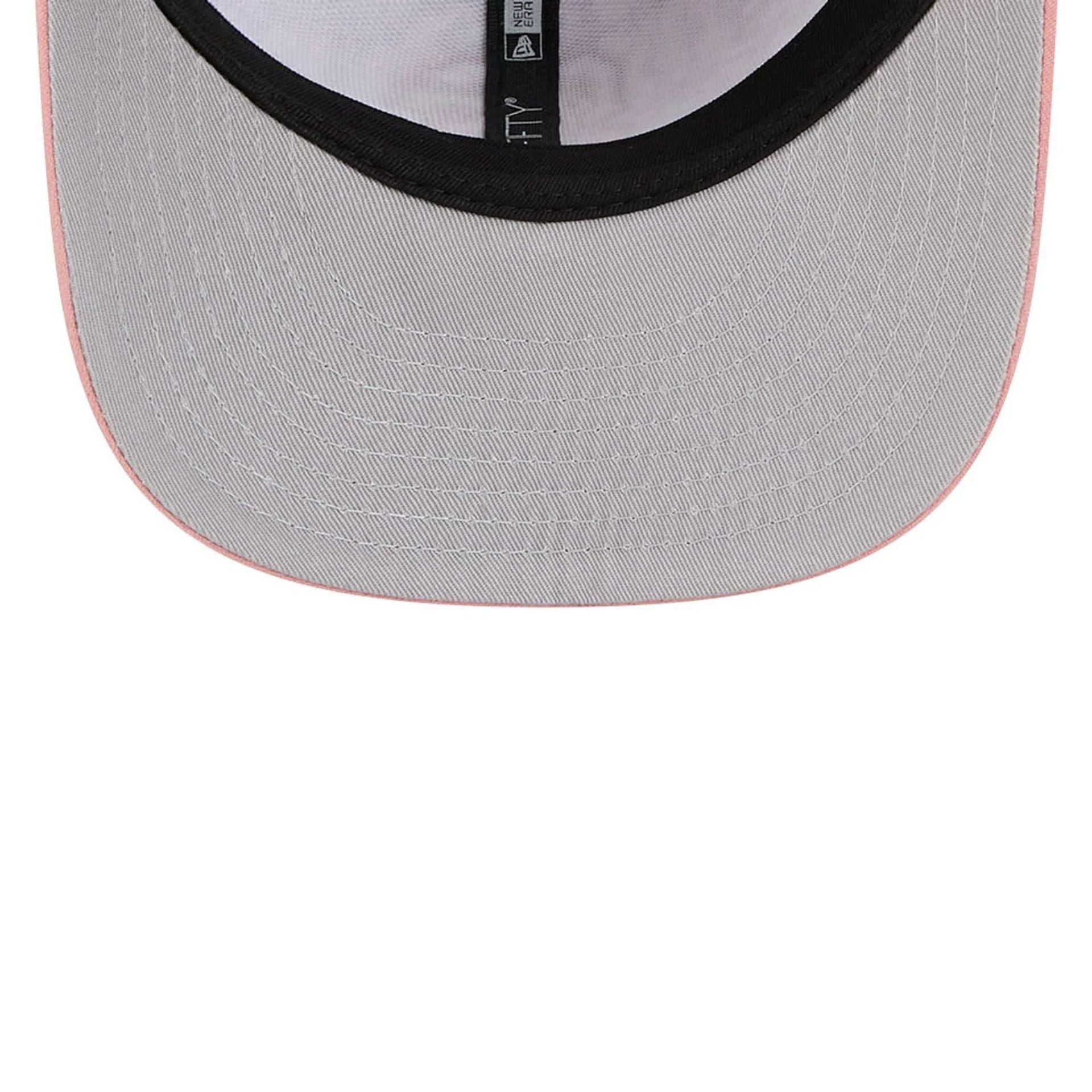This is a San Francisco Giants Gradient Real Tree All Over Print 59FIFTY Fitted Cap 2