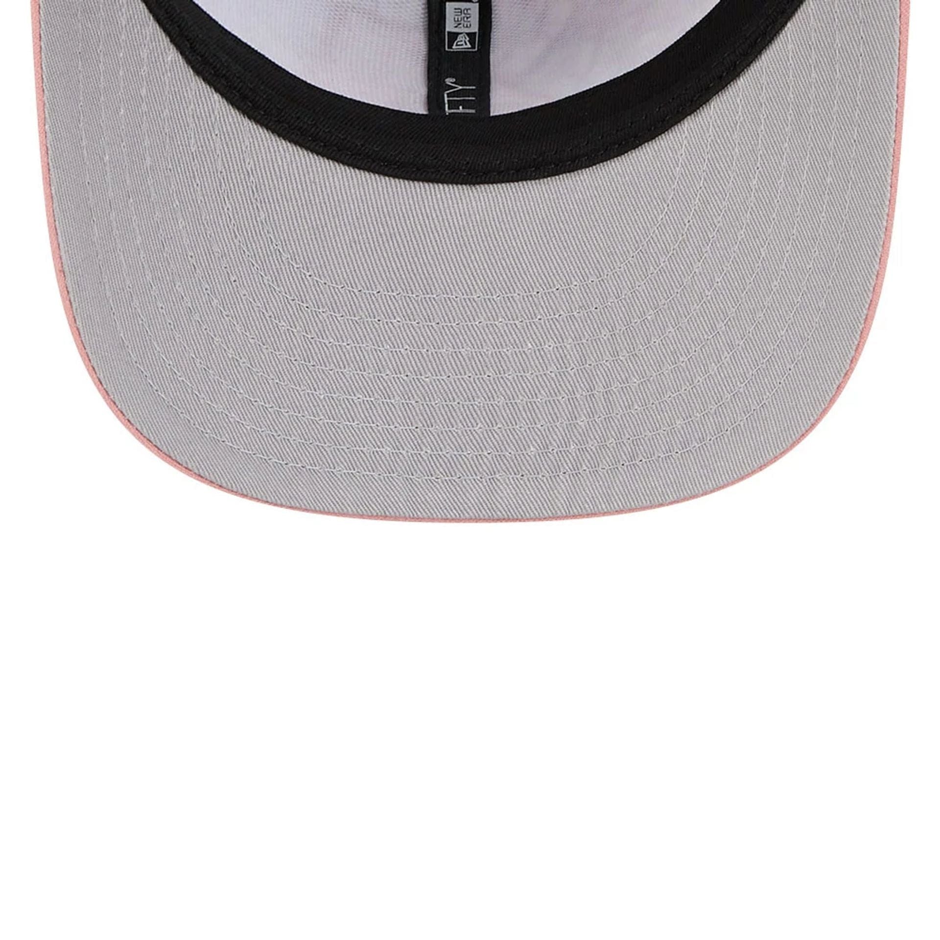 This is a Arizona Diamondbacks Gradient Real Tree All Over Print 59FIFTY Fitted Cap 2