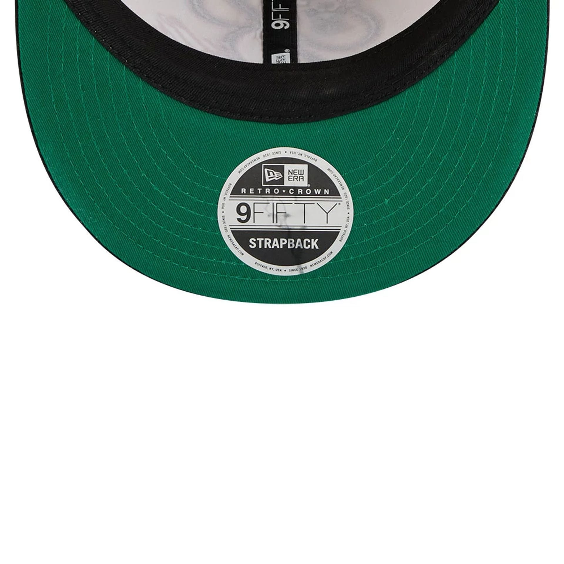 This is a Chicago Bulls Pinstripe Script Cream Retro Crown 9FIFTY Adjustable Cap 2