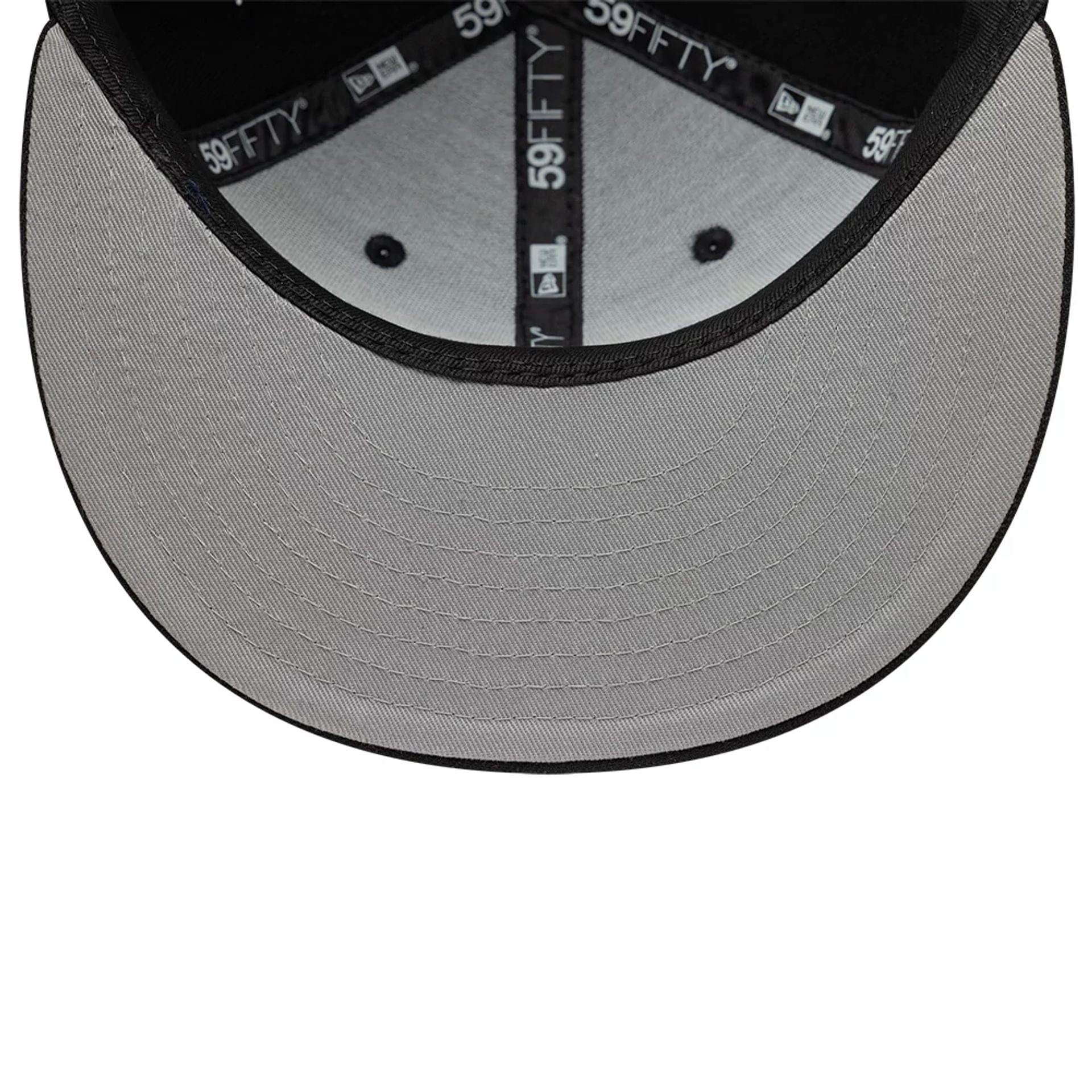 This is a Tom & Jerry Warner Brothers 85th Anniversary Black 59FIFTY Fitted Cap 2