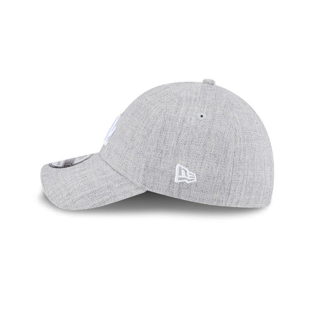 LA Dodgers MLB Heather Grey New Era 39THIRTY Stretch Fit Cap, side view showing the white New Era flag logo on the left side, with a curved visor and 39THIRTY size sticker on the top.