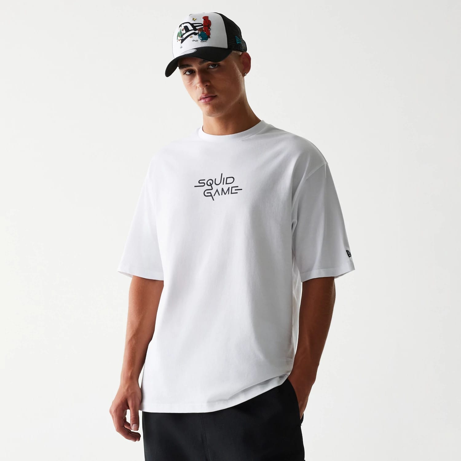 The Male model is wearing Netflix Squid Game White Oversized T-Shirt 1