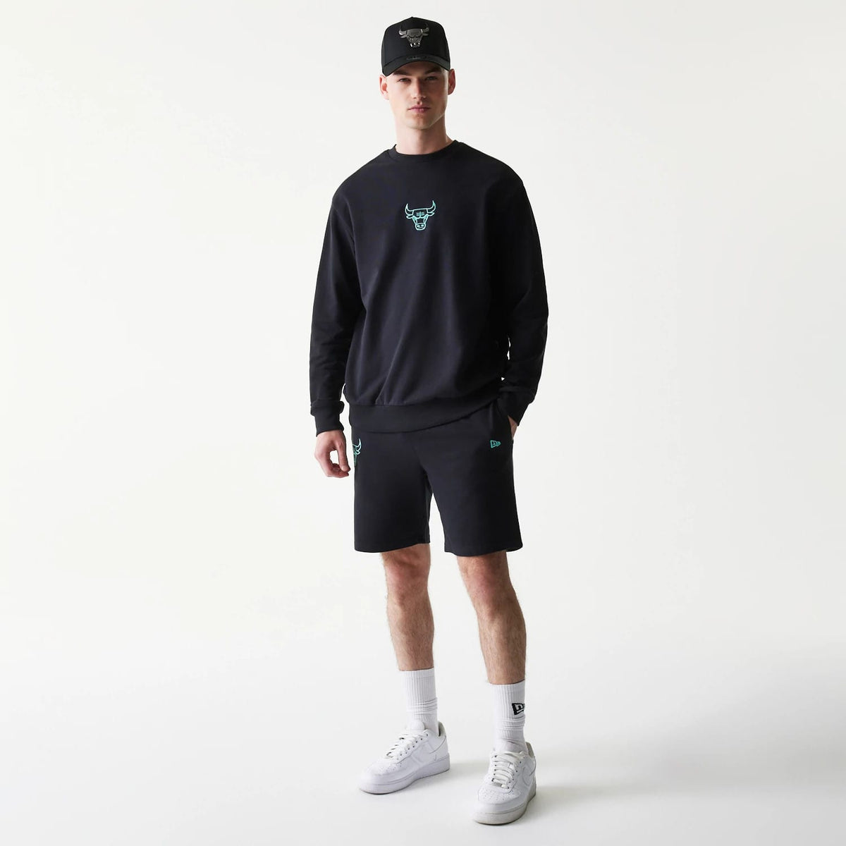 The model is wearing this NBA Core Chicago Bulls Shorts in black. 8
