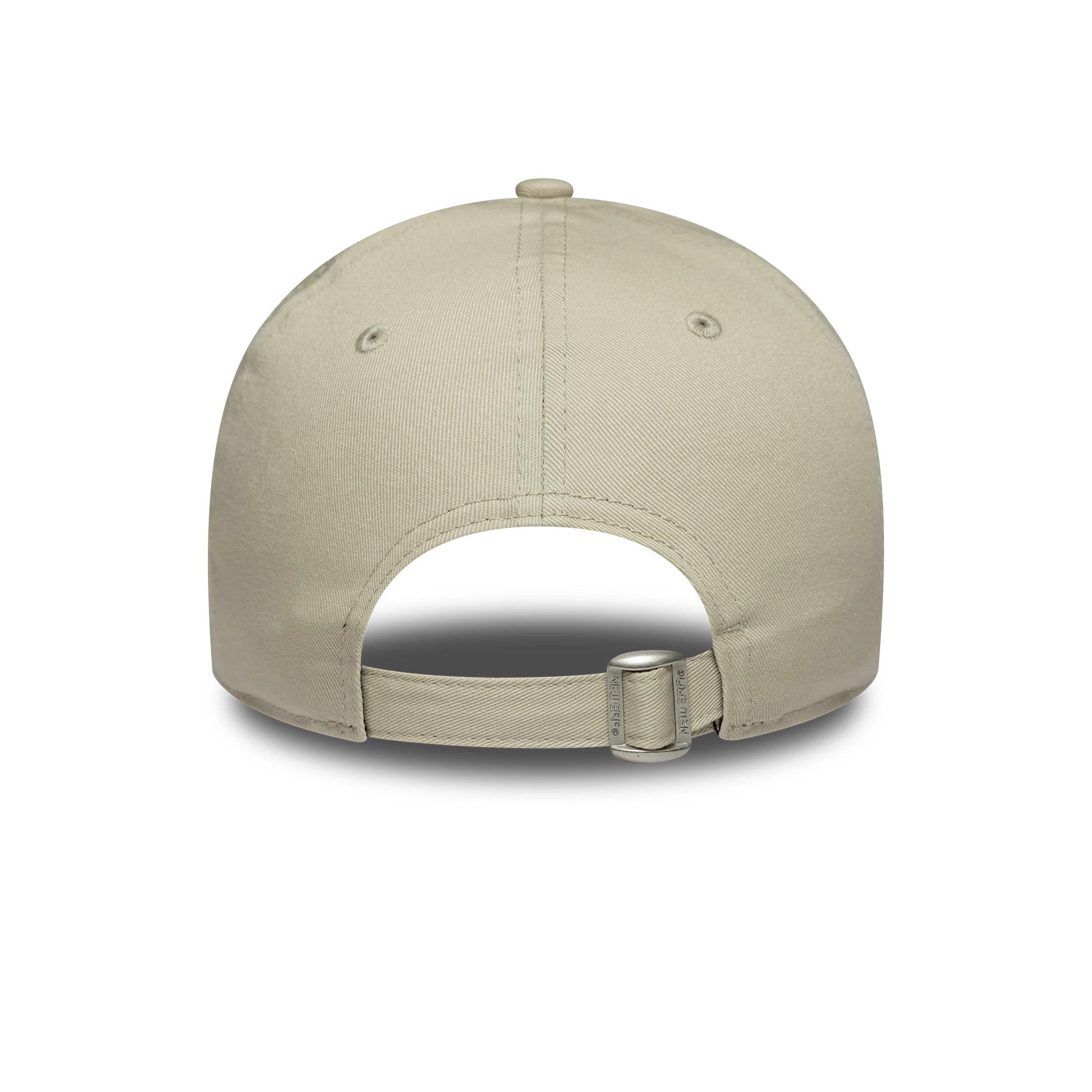 New York Yankees Womens MLB Light Beige New Era 9FORTY Cap, rear view showing a matching light beige adjustable strap with a buckle, unstructured crown with eyelets and top button for a seamless look.