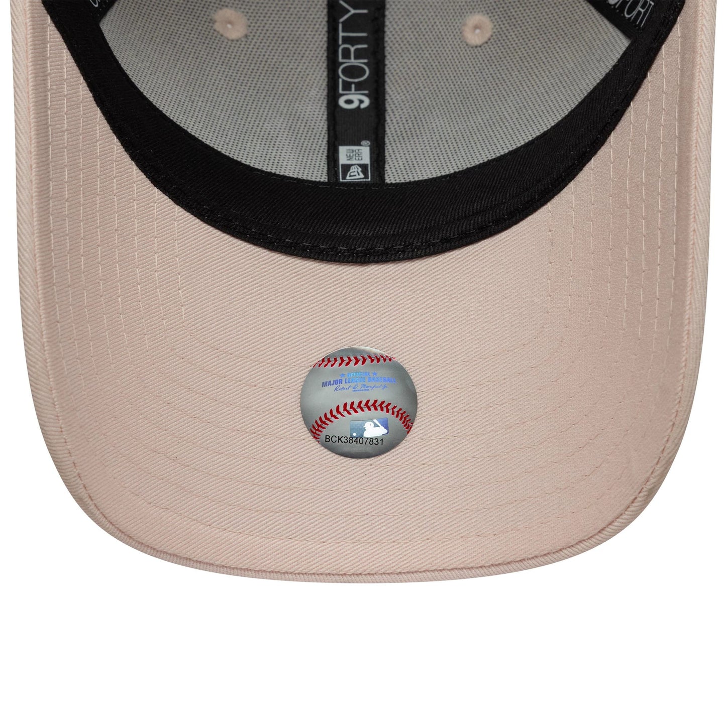 Pictured is this Womens MLB Metallic Logo New York Yankees 9FORTY in pastel pink. 5