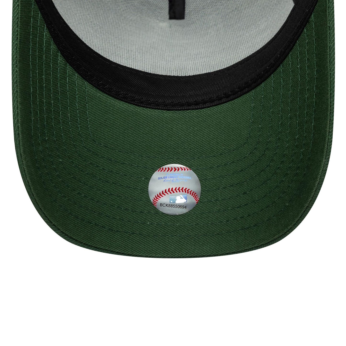 Pictured is this MLB Outline Script New York Yankees 9FORTY E-Frame in dark green. 5