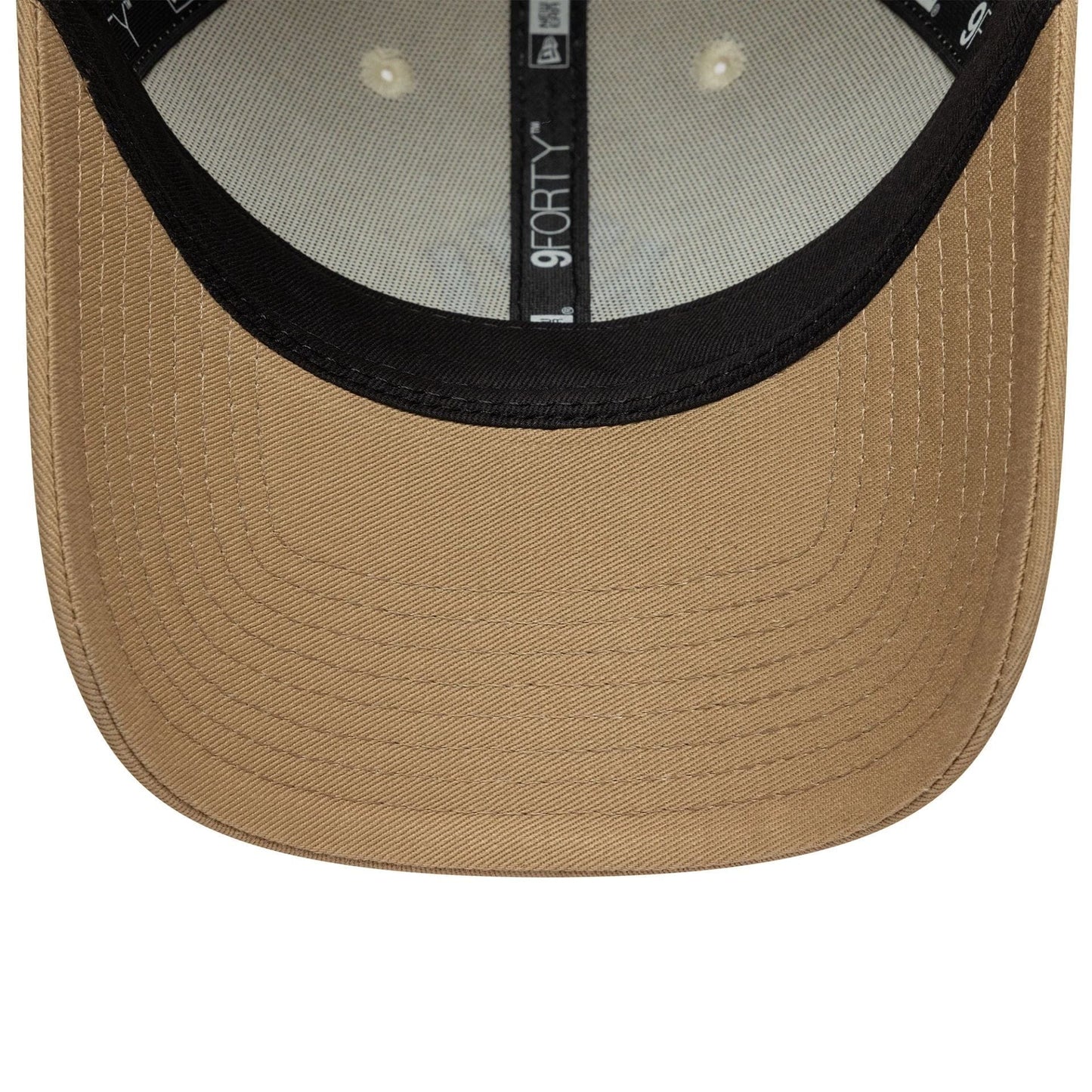 Pictured is this MLB Colour Block New York Yankees 9FORTY in Cream. 5