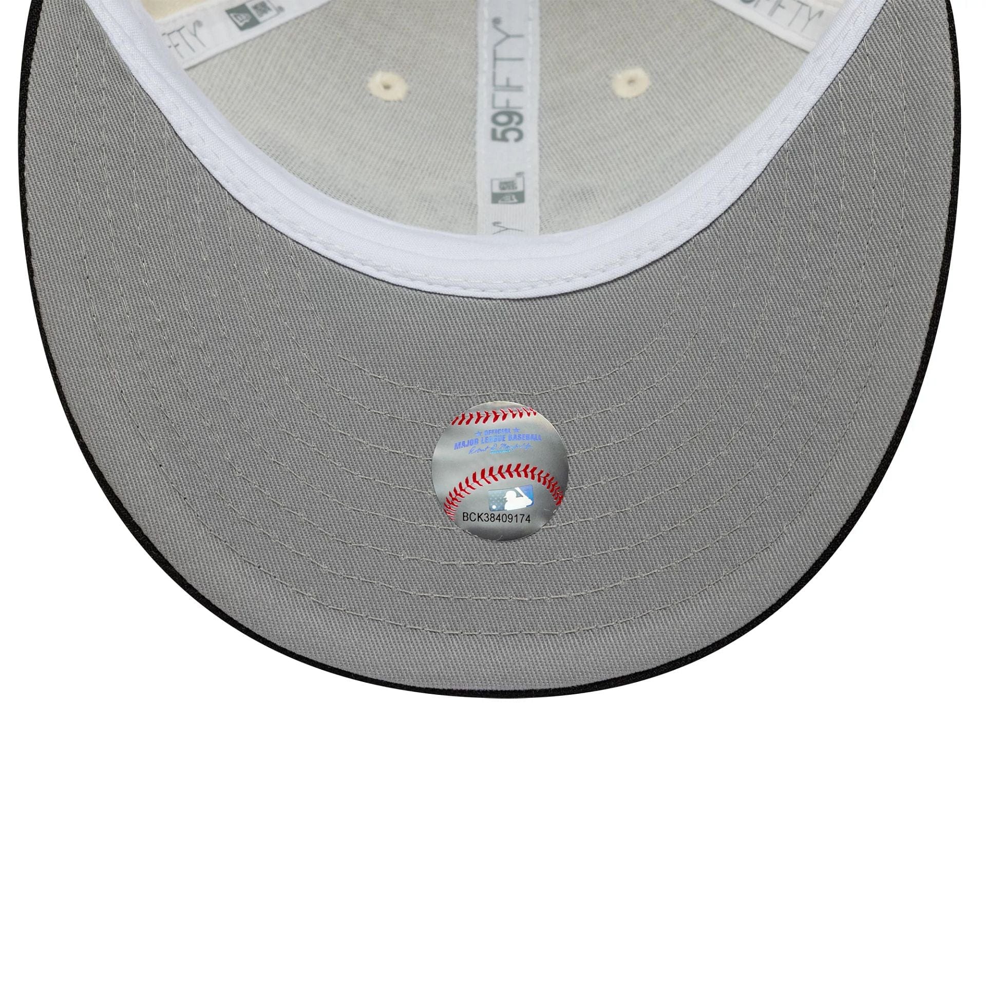 Pictured is this MLB Cooperstown New York Yankees Low Profile 59FIFTY Fitted cap in Cream. 2