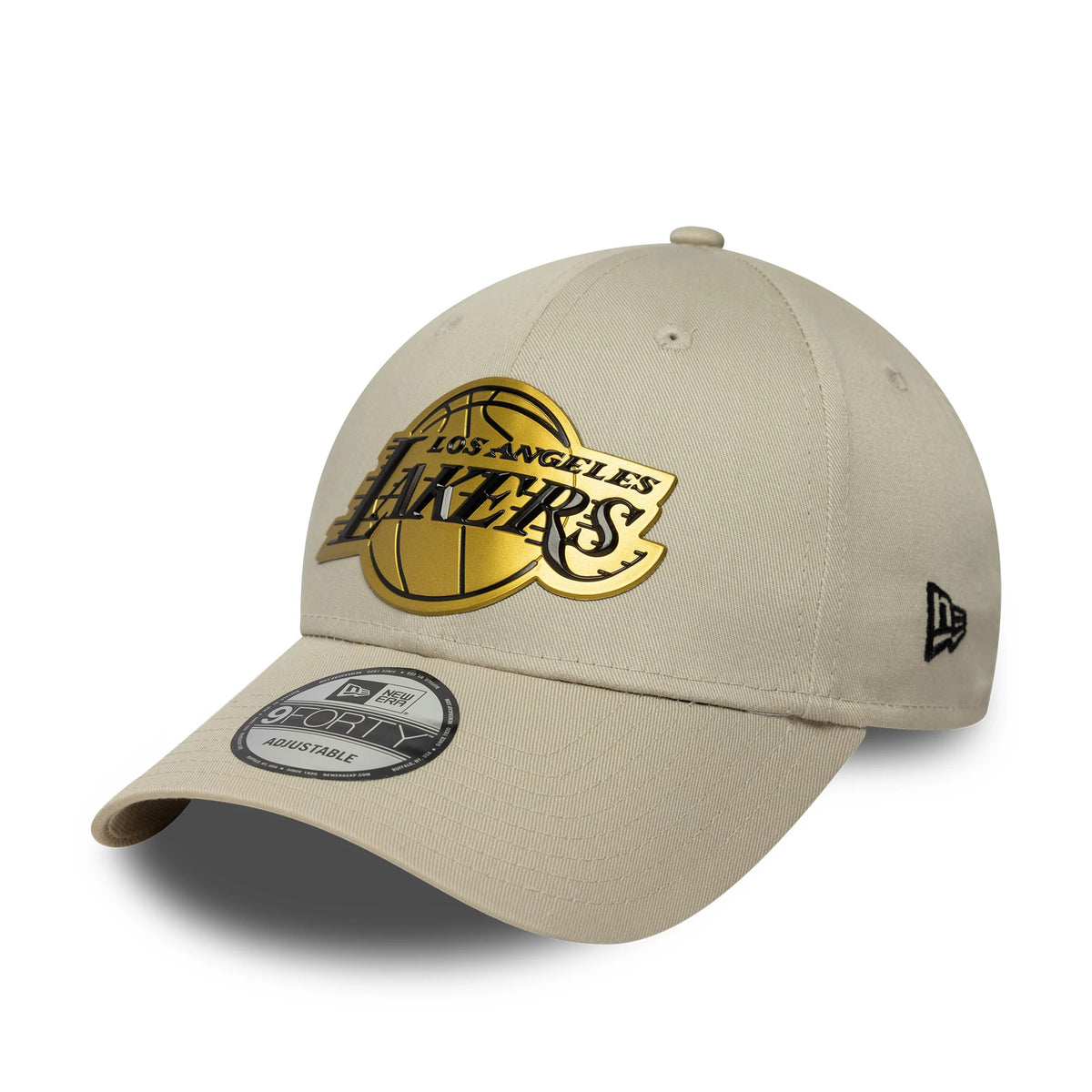LA Lakers NBA Metallic Light Beige New Era 9FORTY Cap, three-quarter view showing the gold and black Lakers logo embroidered on the front panel, with a black New Era flag logo on the left side and a 9FORTY size sticker on the curved visor.