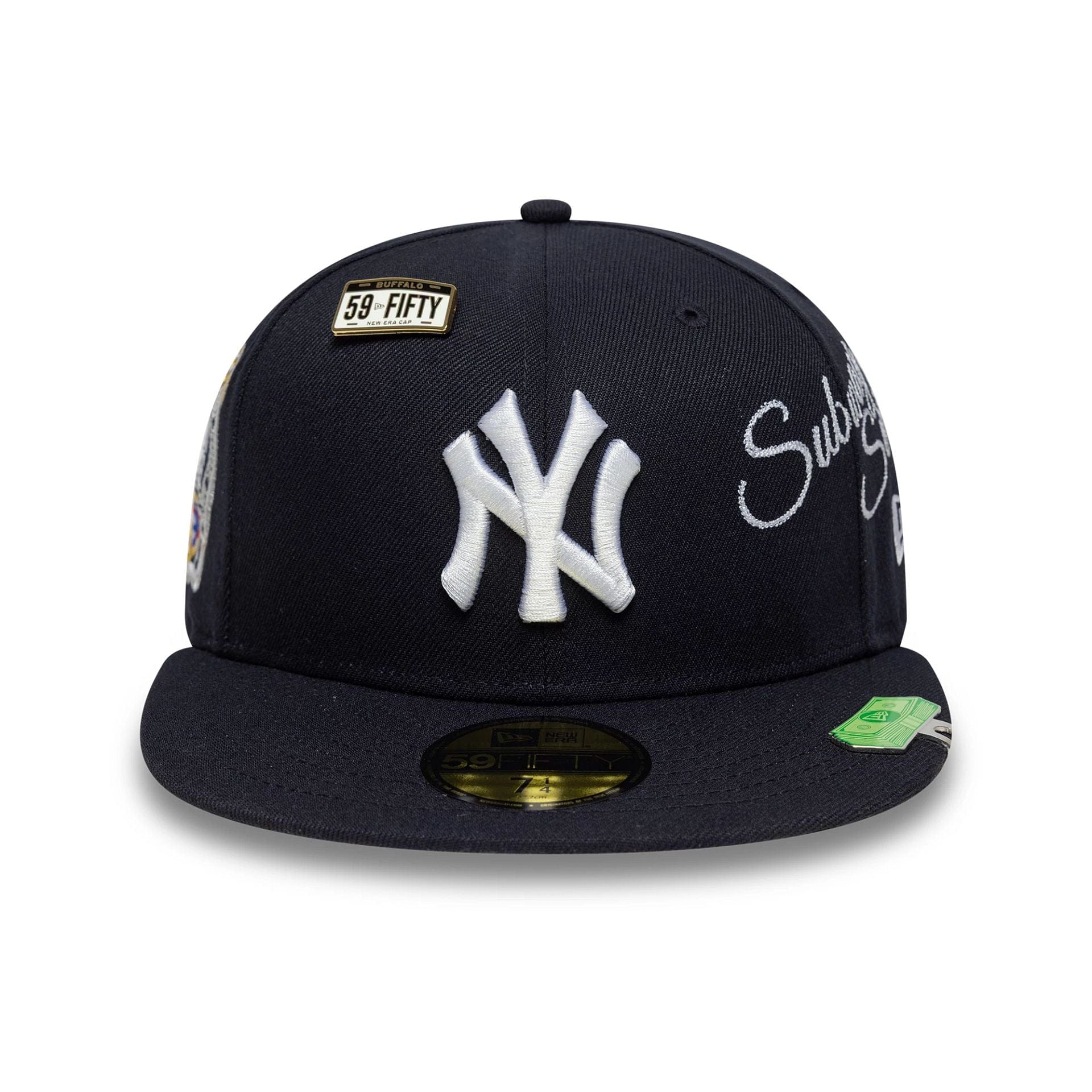 Pictured is this MLB Subway Series New York Yankees 59FIFTY Fitted cap in navy. 2