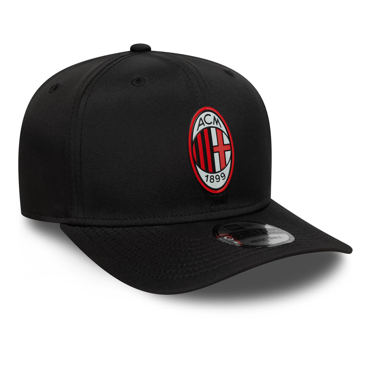 AC Milan Black New Era 9SEVENTY Stretch Snap Cap, three-quarter view showing the raised red and white embroidered club crest on the front panel, with a curved black visor and a 9SEVENTY size sticker on top.