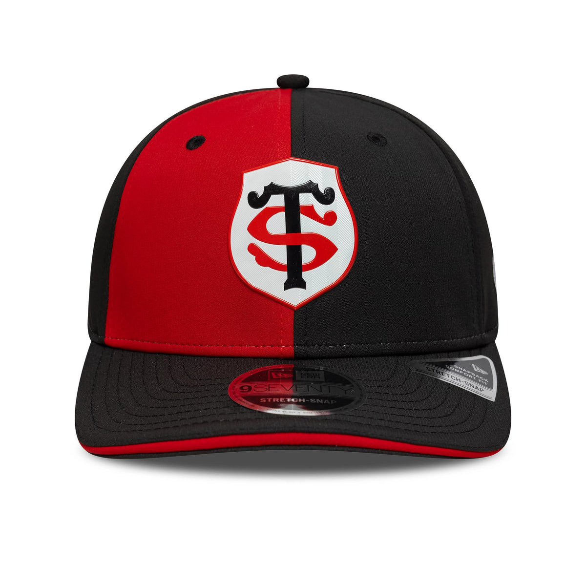 Stade Toulousain Recycled Black New Era 9SEVENTY Stretch Snap Cap, front view showing a red and black colour block design with a raised embroidered Stade Toulousain logo on the front panel and a size sticker on the black visor.