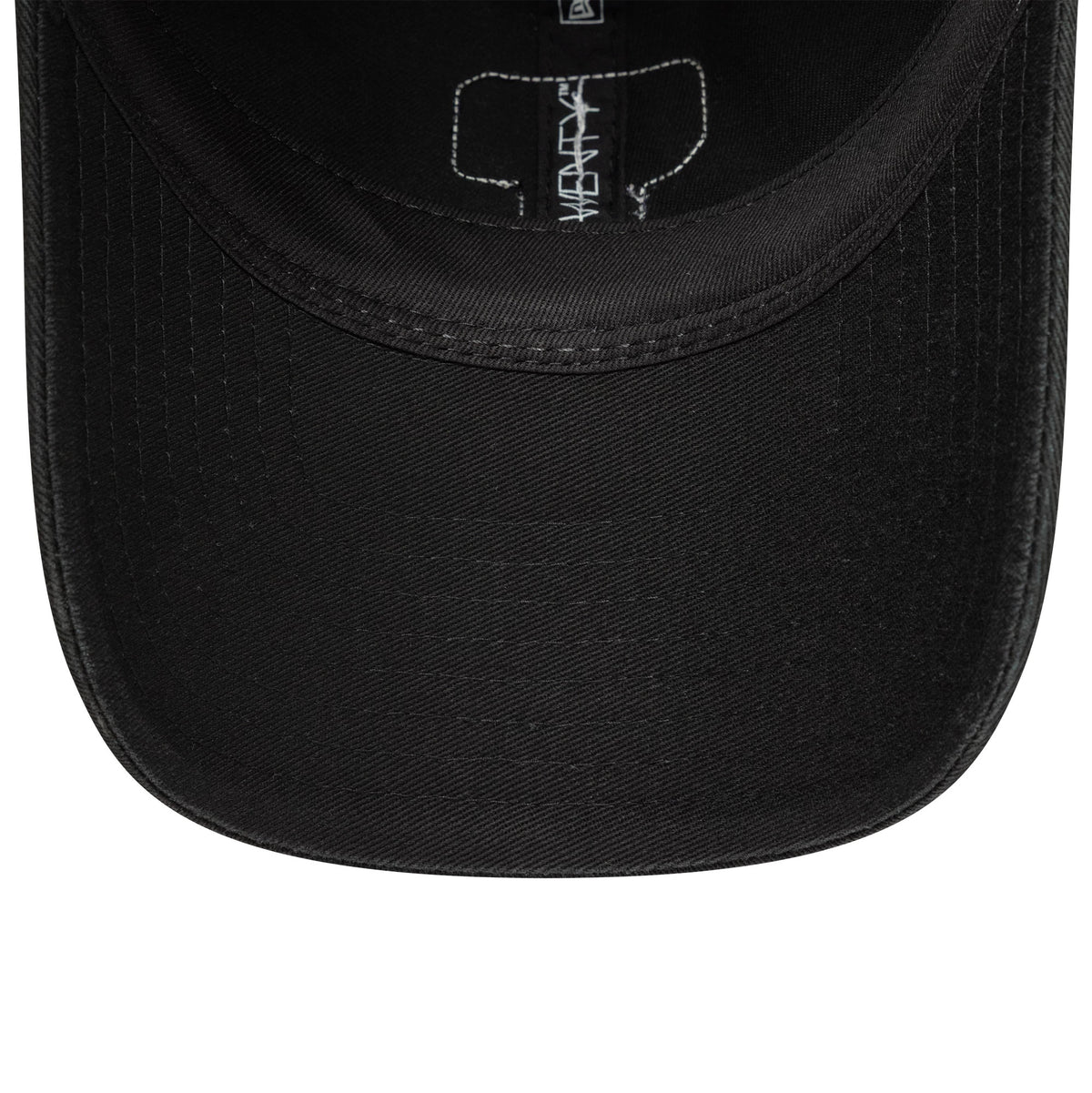 Stade Toulousain Boucle Black New Era 9TWENTY Cap, inside view showing the black undervisor, the black interior taping with white stitching and the New Era logo label on the interior seam.