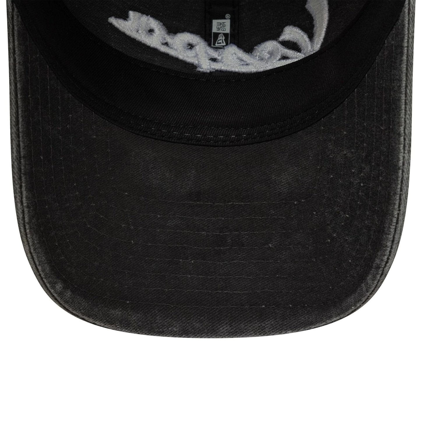 Pictured is this Washed Vespa 9TWENTY in black. 5