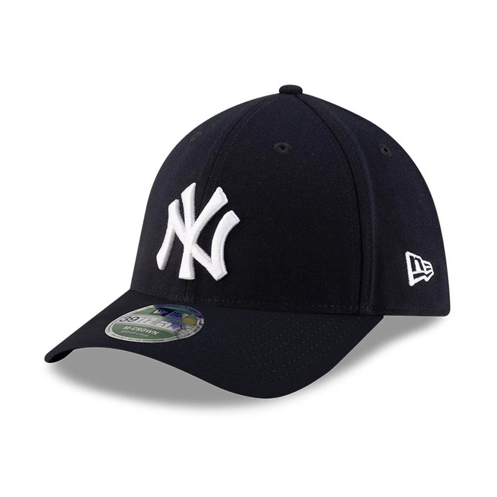 Pictured is this MLB Player Replica New York Yankees 39THIRTY M-Crown Stretch Fit cap in navy. 1