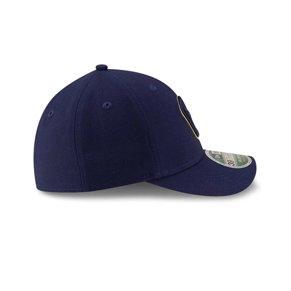 Milwaukee Brewers MLB Player Replica Navy New Era 39THIRTY M-Crown Stretch Fit Cap, side view showing the navy structured crown with a raised logo, curved visor and the 39THIRTY size sticker on the right side.