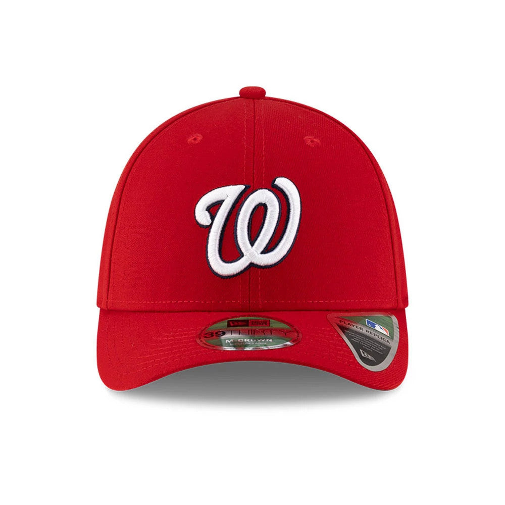 Nationals MLB Player Replica Red New Era 39THIRTY M-Crown Stretch Fit Cap, front view showing a white and black embroidered W logo on the structured red crown with a curved visor and 39THIRTY size sticker.