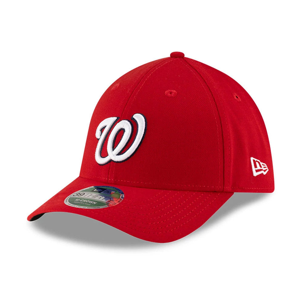 Nationals MLB Player Replica Red New Era 39THIRTY M-Crown Stretch Fit Cap, three-quarter view with the raised white and navy W logo on the front panel, curved red visor with a 39THIRTY size sticker, and New Era flag logo on the left side.