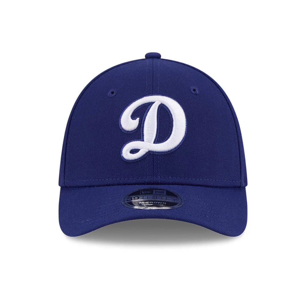 Pictured is this MLB LA Dodgers 39THIRTY M-Crown Stretch Fit cap in dark blue. 3