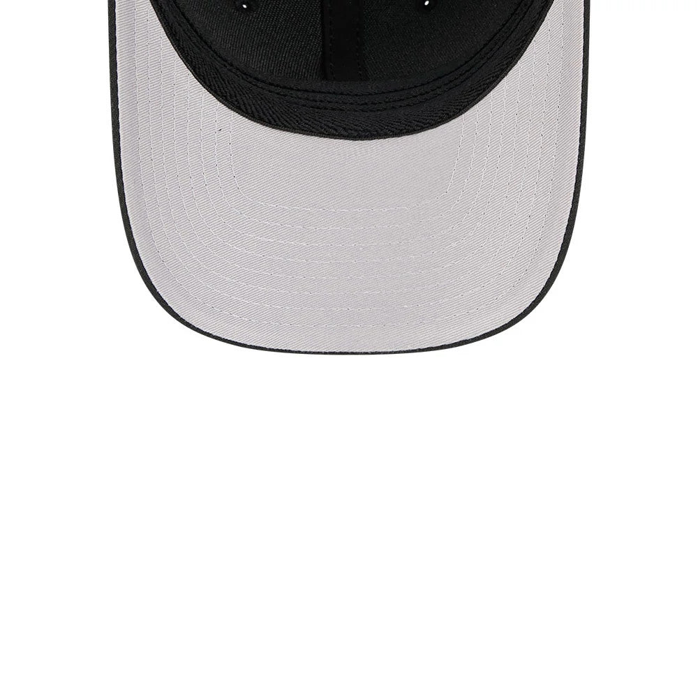 LA Dodgers MLB Outline Black New Era 39THIRTY M-Crown Stretch Fit Cap, inside view showing the contrasting grey undervisor and black sweatband with stitching along the curved edge of the visor.