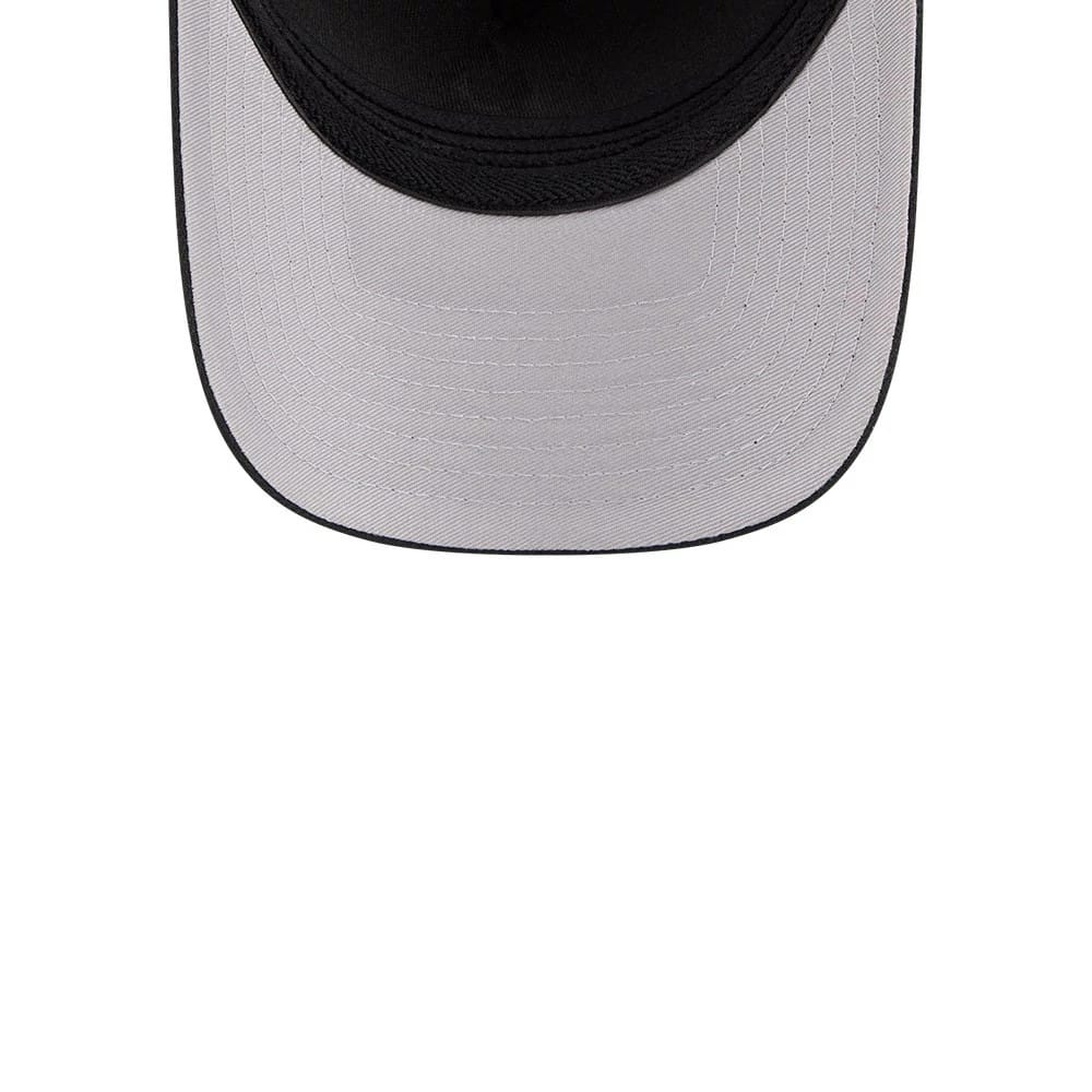 Pictured is this MLB Boston Red Sox 39THIRTY M-Crown A-Frame Stretch Fit cap in black. 2