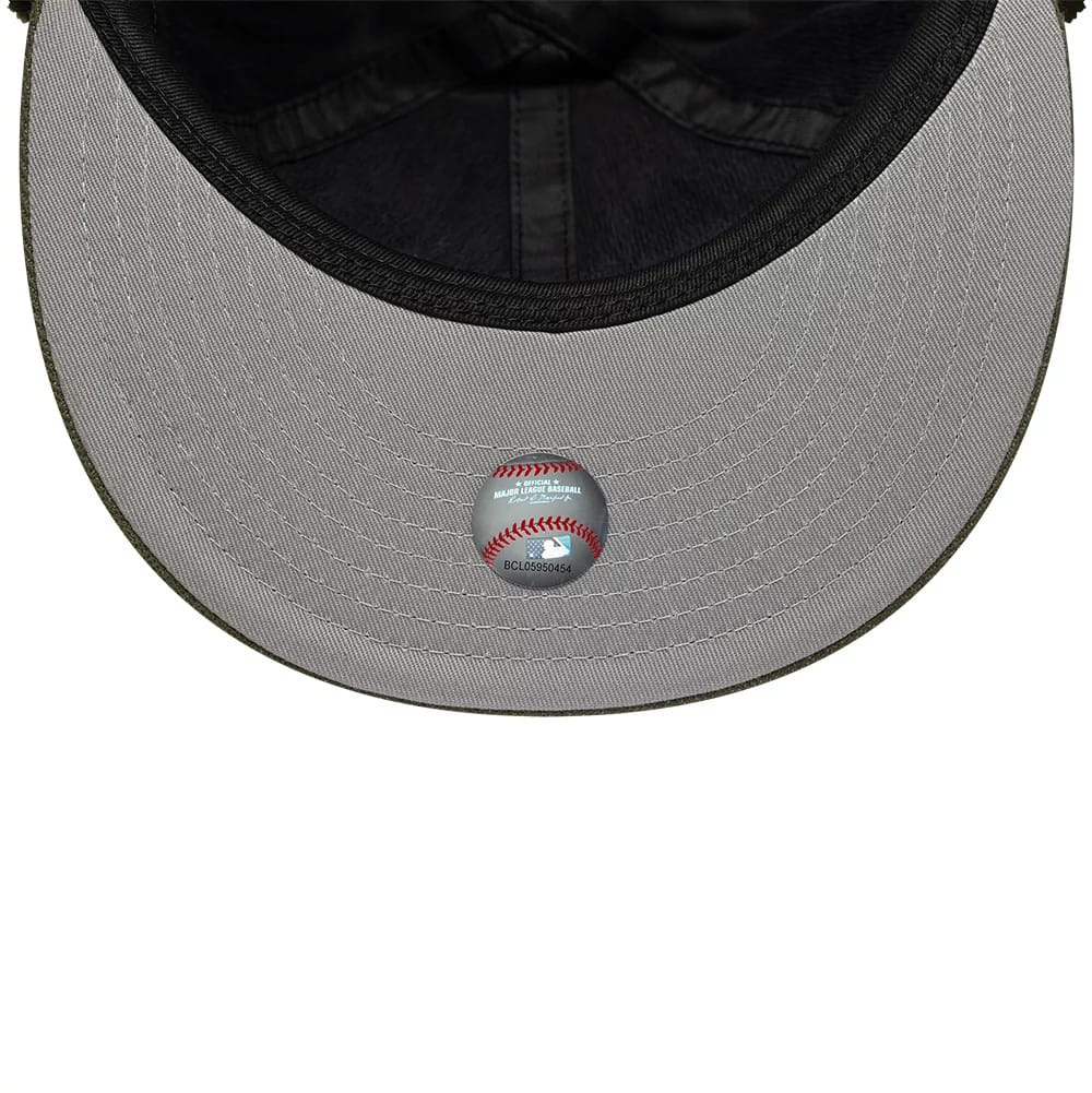 This is a Chicago White Sox MLB Camo Green Retro Crown 59FIFTY Fitted Cap 3
