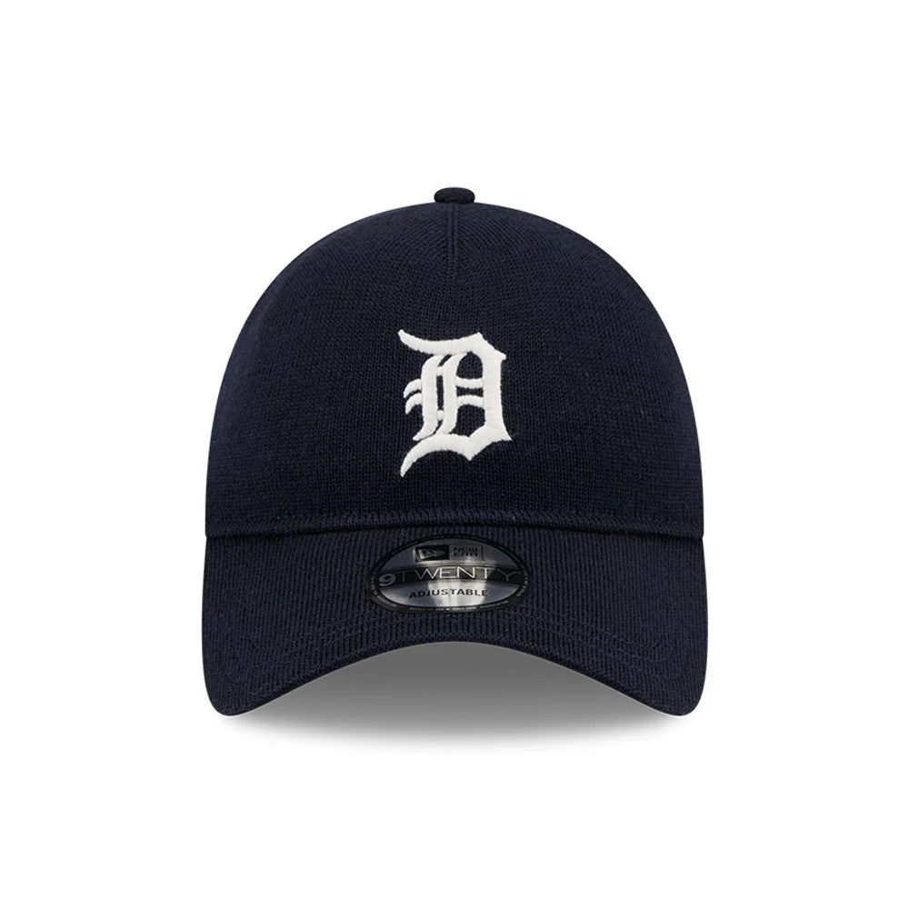 Detroit Tigers MLB Merino Wool Navy New Era 9TWENTY Adjustable Cap, front view showing the white embroidered Detroit Tigers logo on the structured navy crown, complemented by a 9TWENTY size sticker on the curved visor.