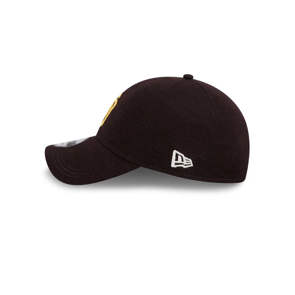 This is a San Diego Padres MLB Merino Wool Dark Brown 9TWENTY Adjustable Cap 4