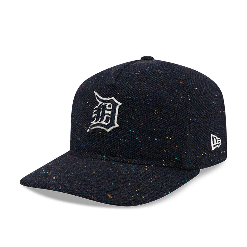 Detroit Tigers MLB Speckled Wool Navy New Era 19TWENTY Adjustable Cap, three-quarter view showing the white embroidered Detroit Tigers logo on the front panel, multicoloured speckled fabric, and the New Era flag logo on the left side.