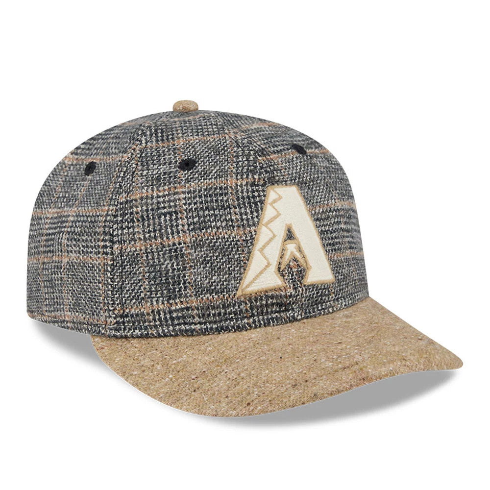 Arizona Diamondbacks MLB Vintage Tweed Open Blue Retro Crown New Era 59FIFTY Fitted Cap, three-quarter view with a large white embroidered A logo on the front panel, tan tweed visor and top button, and a classic structured crown.