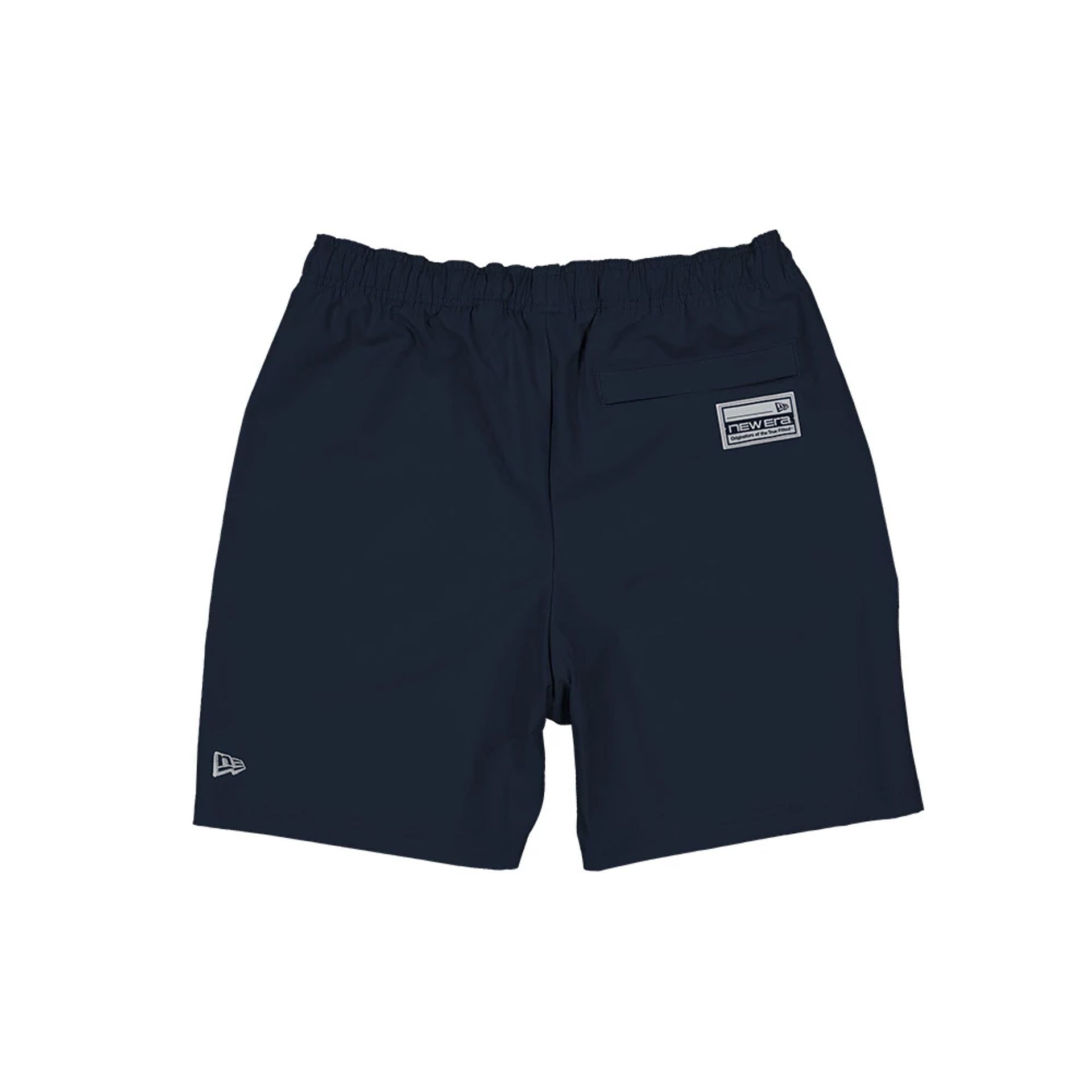 The model is wearing this MLB Match New York Yankees Oversized Shorts in navy. 2