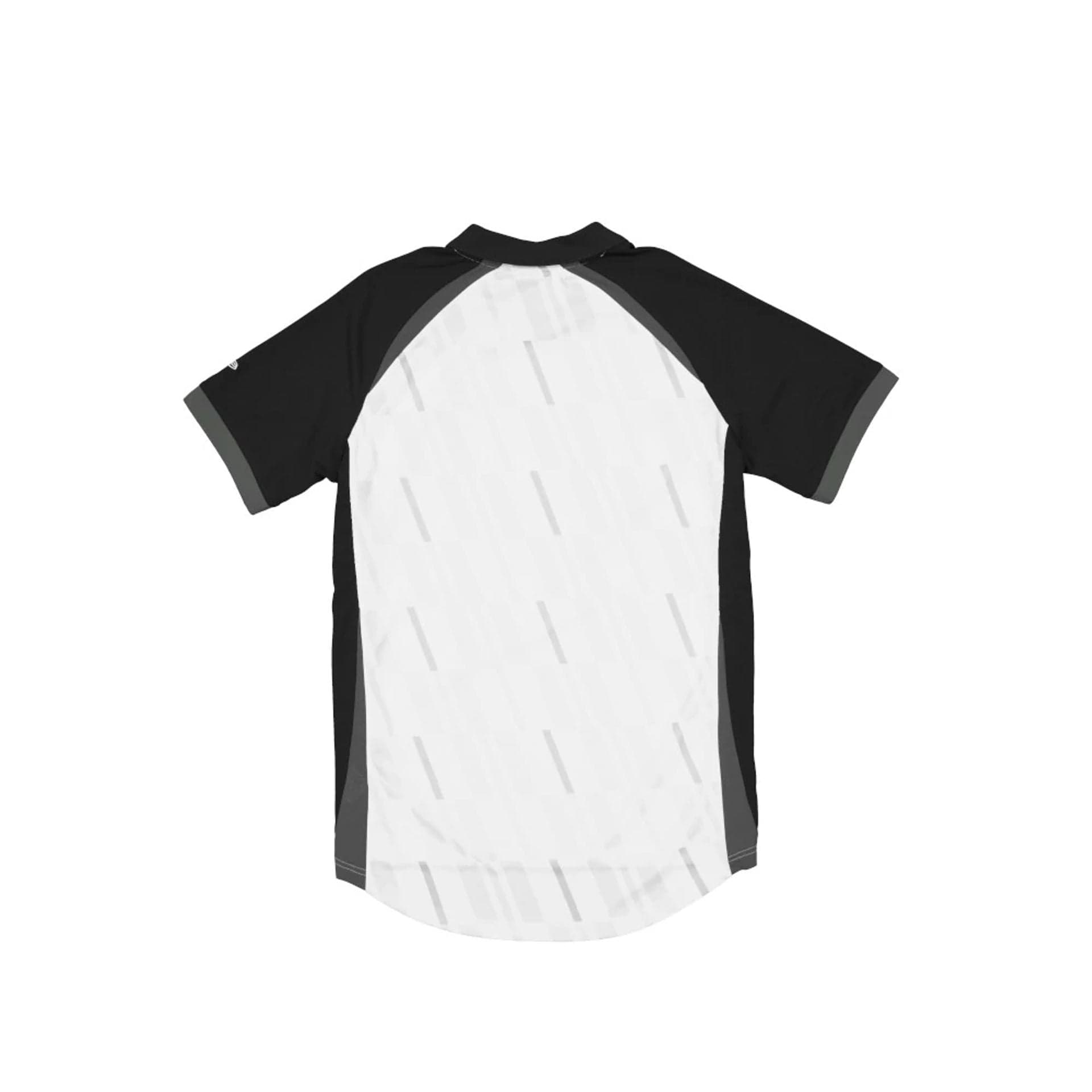 The model is wearing this NBA Match Brooklyn Nets T-Shirt in black. 2