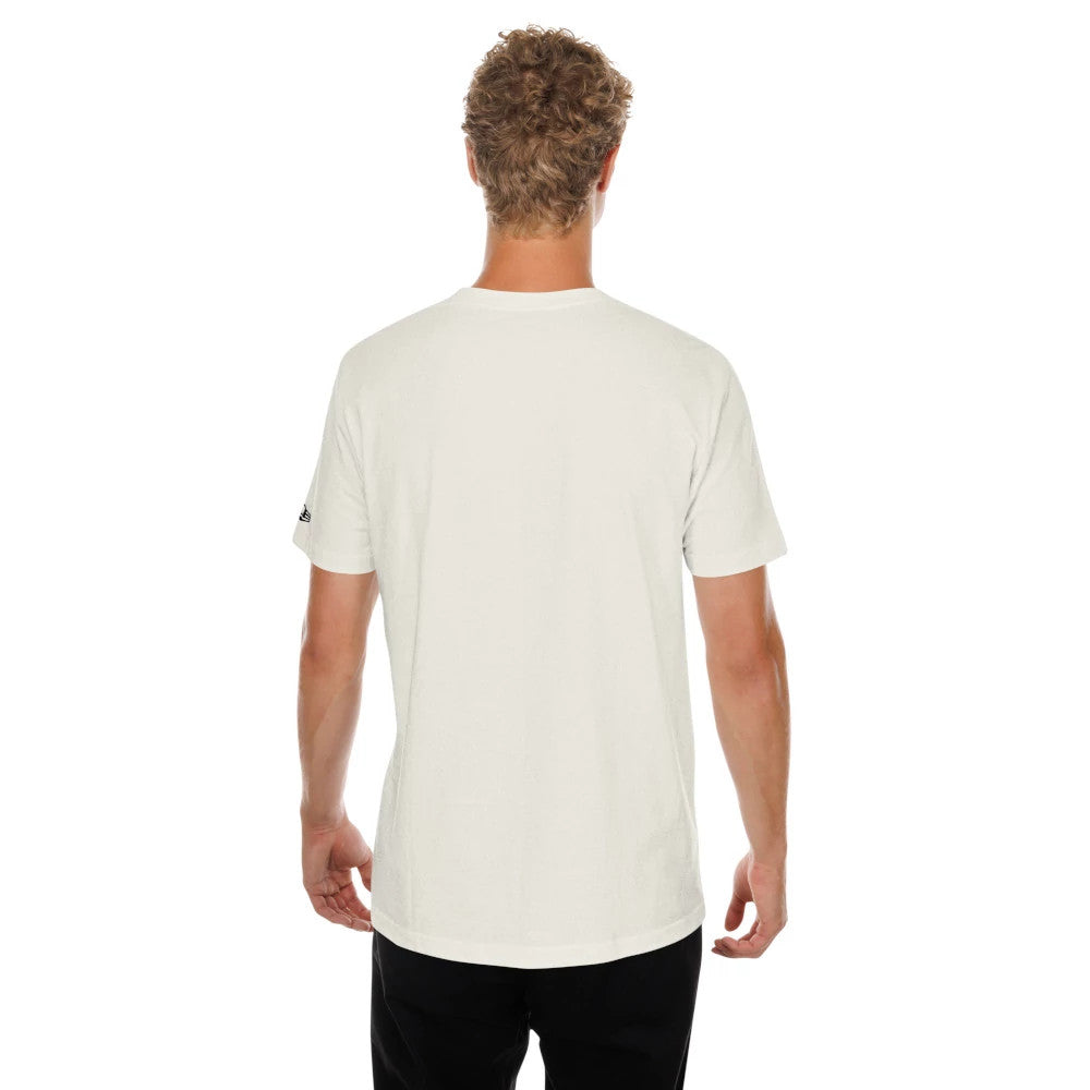 The model is wearing this MLB Spring Training 2026 Cactus League Logo T-Shirt in Cream. 7
