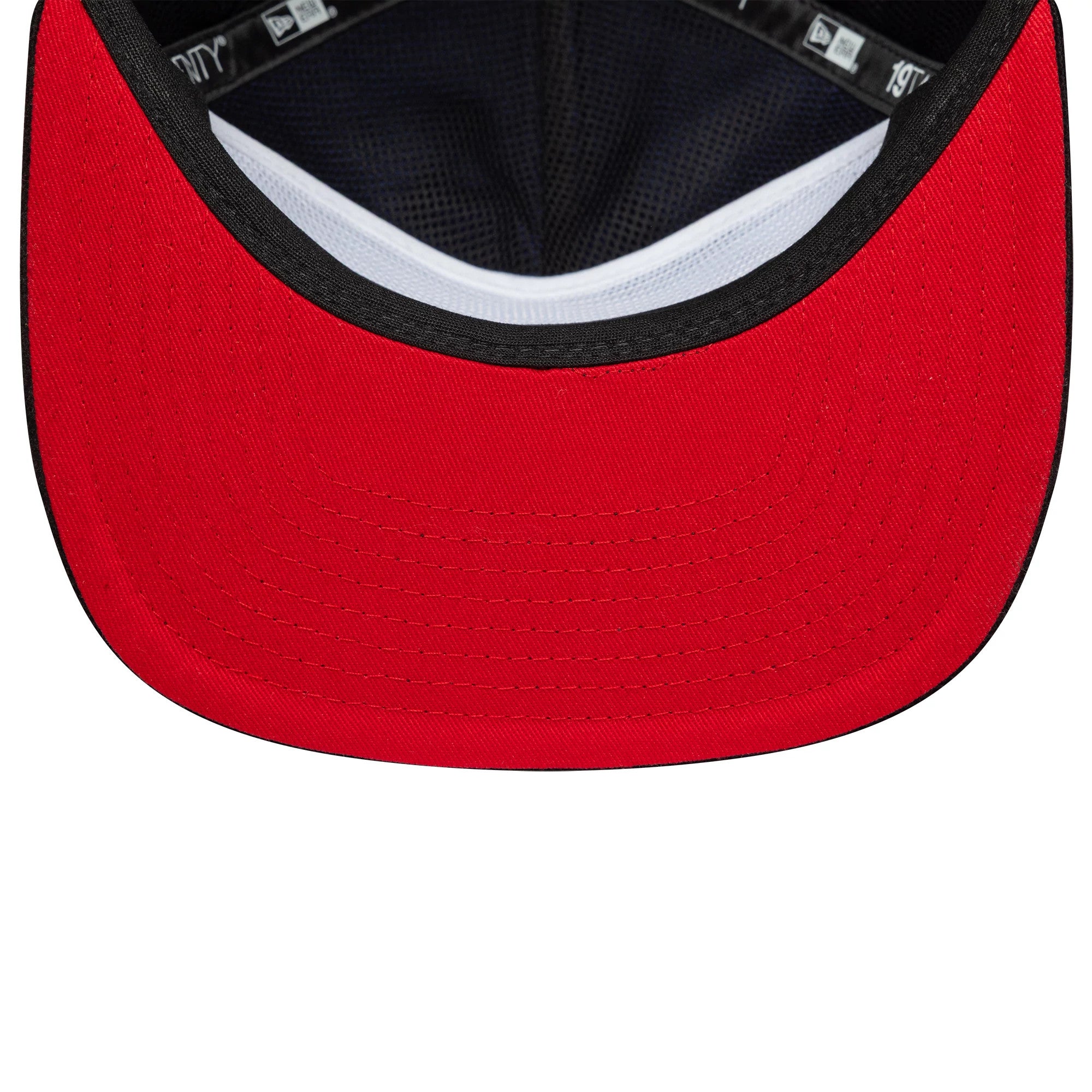 This is a Liverpool FC Cord Black 19TWENTY Adjustable Cap 2