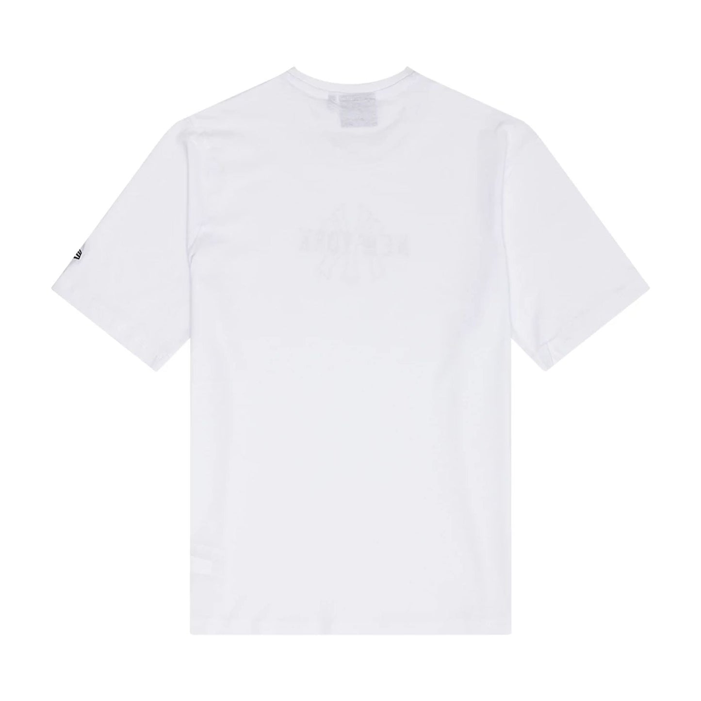 The Male model is wearing New York Yankees MLB Large Logo Graphic White T-Shirt 2