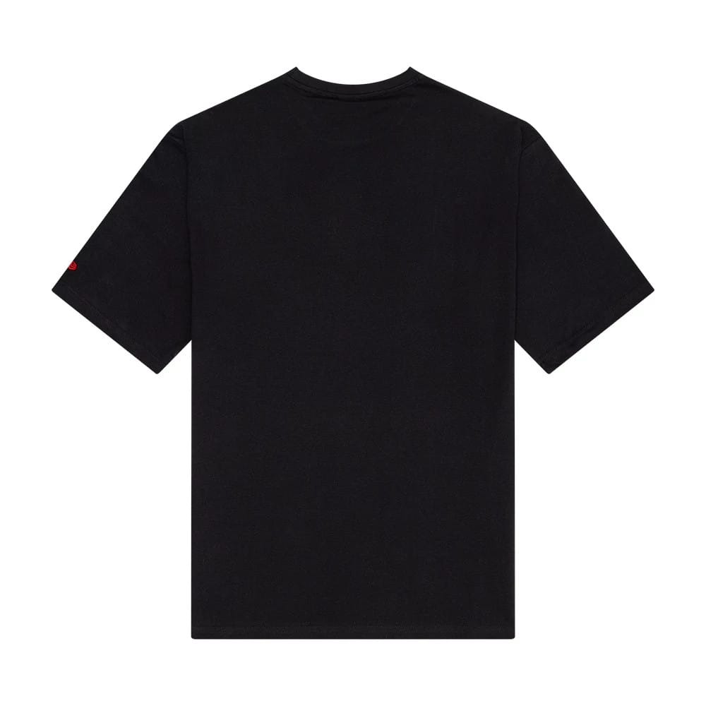 The Male model is wearing New Era Character Graphic Black Oversized T-Shirt 2