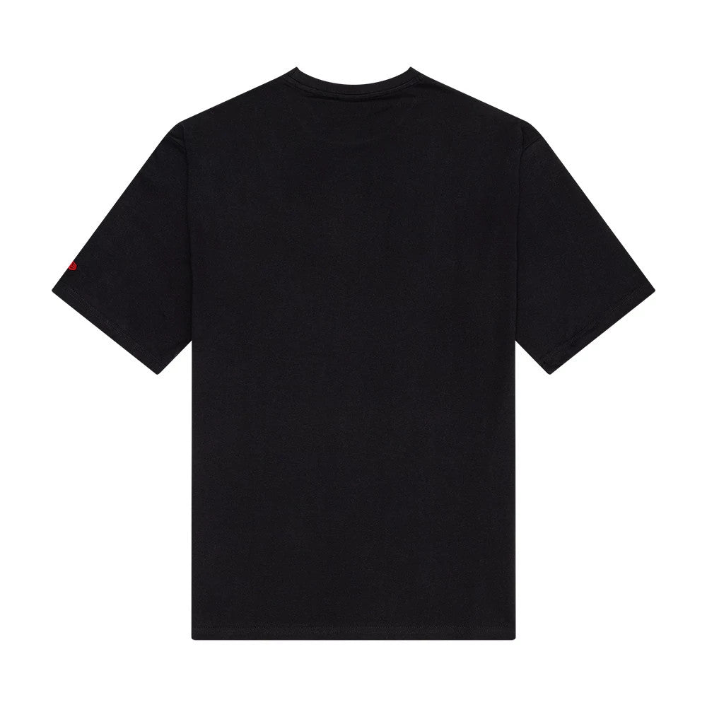The Male model is wearing New Era Character Graphic Black Oversized T-Shirt 2