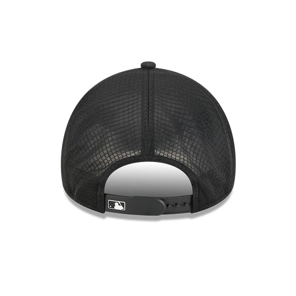 White Sox MLB Batting Practice 2026 Black New Era 9FORTY Apex Adjustable Cap, rear view showing the black plastic adjustable strap with the MLB Batterman logo at the centre, on a black mesh crown.