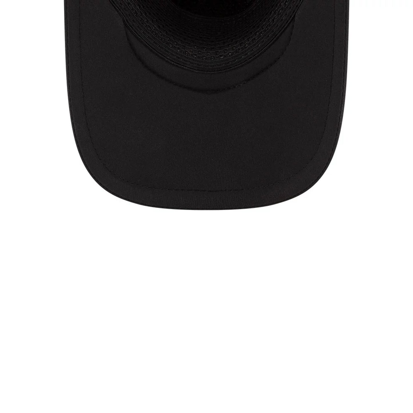Pictured is this MLB Batting Practice 2026 Chicago White Sox 9FORTY Apex cap in Black. 7
