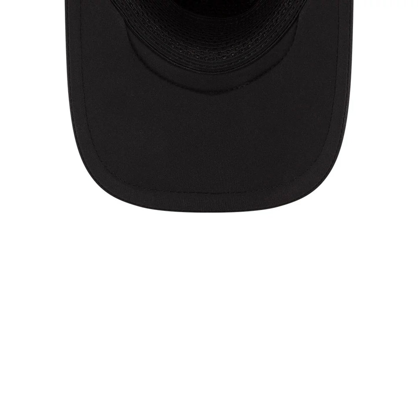 Pictured is this MLB Batting Practice 2026 Chicago White Sox 9FORTY Apex cap in Black. 7