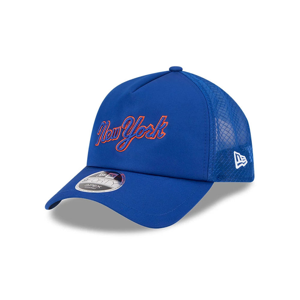 New York Mets MLB Batting Practice 2026 Blue New Era 9FORTY Apex Adjustable Cap, front view showing the raised orange and blue embroidered New York script on the front panel, with a silver 9FORTY size sticker on the blue curved visor.