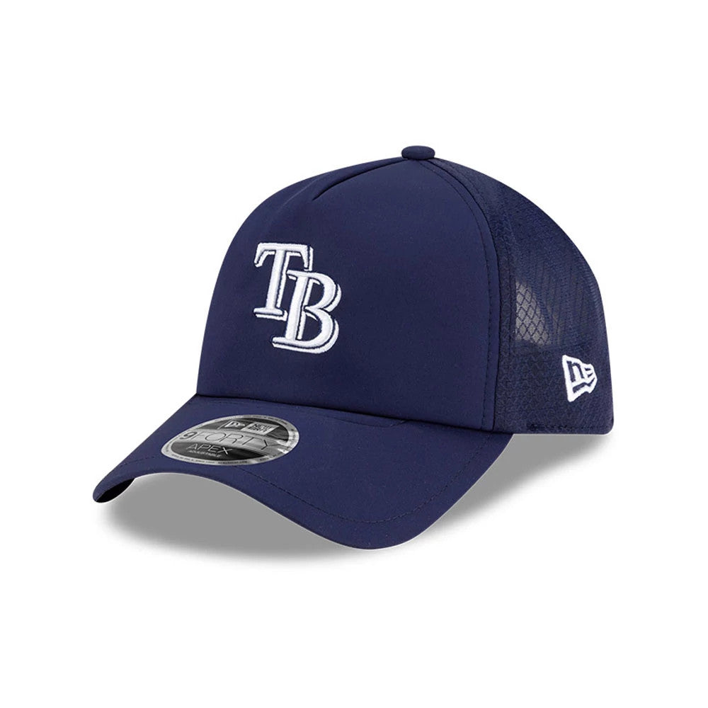 Tampa Bay Rays MLB Batting Practice 2026 Navy New Era 9FORTY Apex Adjustable Cap, three-quarter view showing the white raised embroidered TB logo on the front panel, navy curved visor with a 9FORTY size sticker, and mesh on the navy crown.