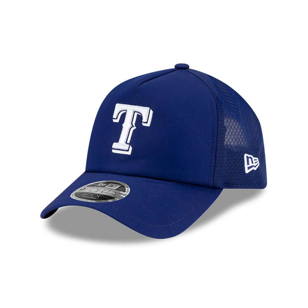 Texas Rangers MLB Batting Practice 2026 Dark Blue New Era 9FORTY Apex Adjustable Cap, three-quarter view showing the raised white T logo on the front panels, complemented by a dark blue visor with a 9FORTY size sticker and mesh back panels.