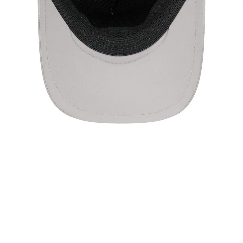 Pictured is this MLB Batting Practice 2026 LA Dodgers 9FORTY Apex cap in grey. 7