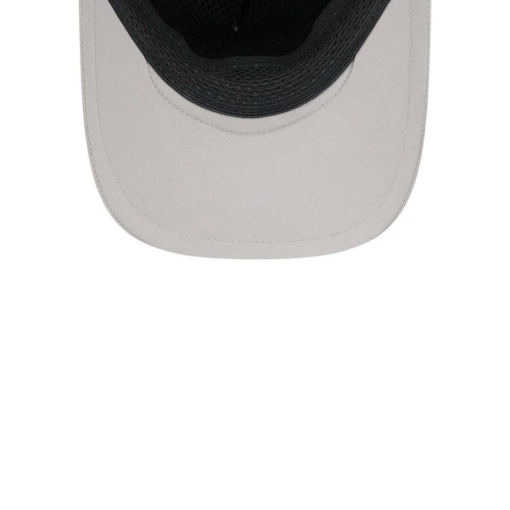 Pictured is this MLB Batting Practice 2026 LA Dodgers 9FORTY Apex cap in grey. 7
