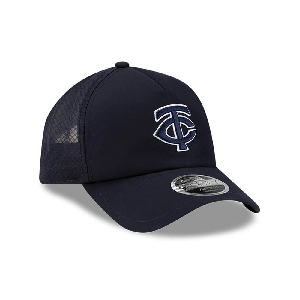 Pictured is this MLB Batting Practice 2026 Minnesota Twins 9FORTY Apex cap in navy. 3