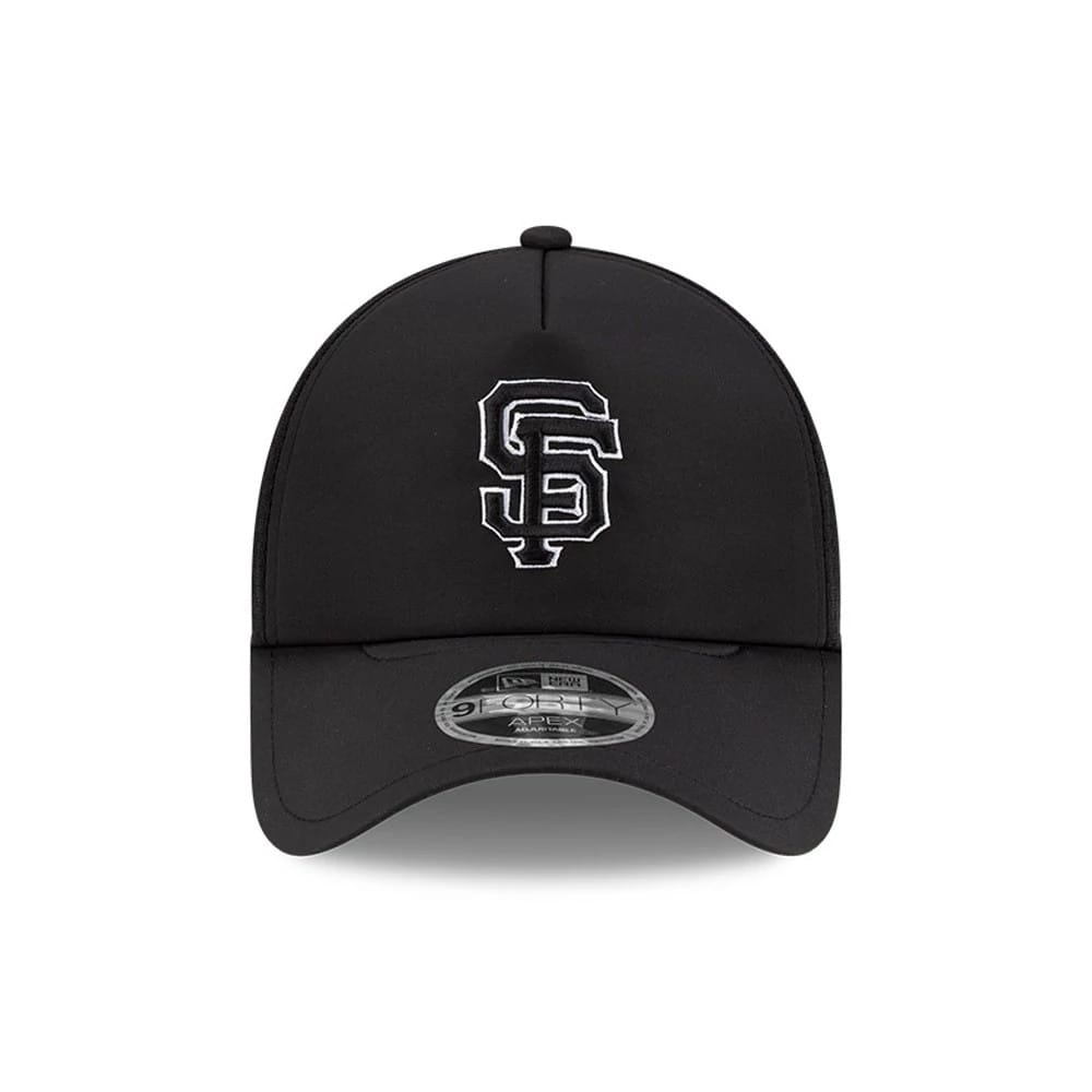 Pictured is this MLB Batting Practice 2026 San Francisco Giants 9FORTY Apex cap in black. 2