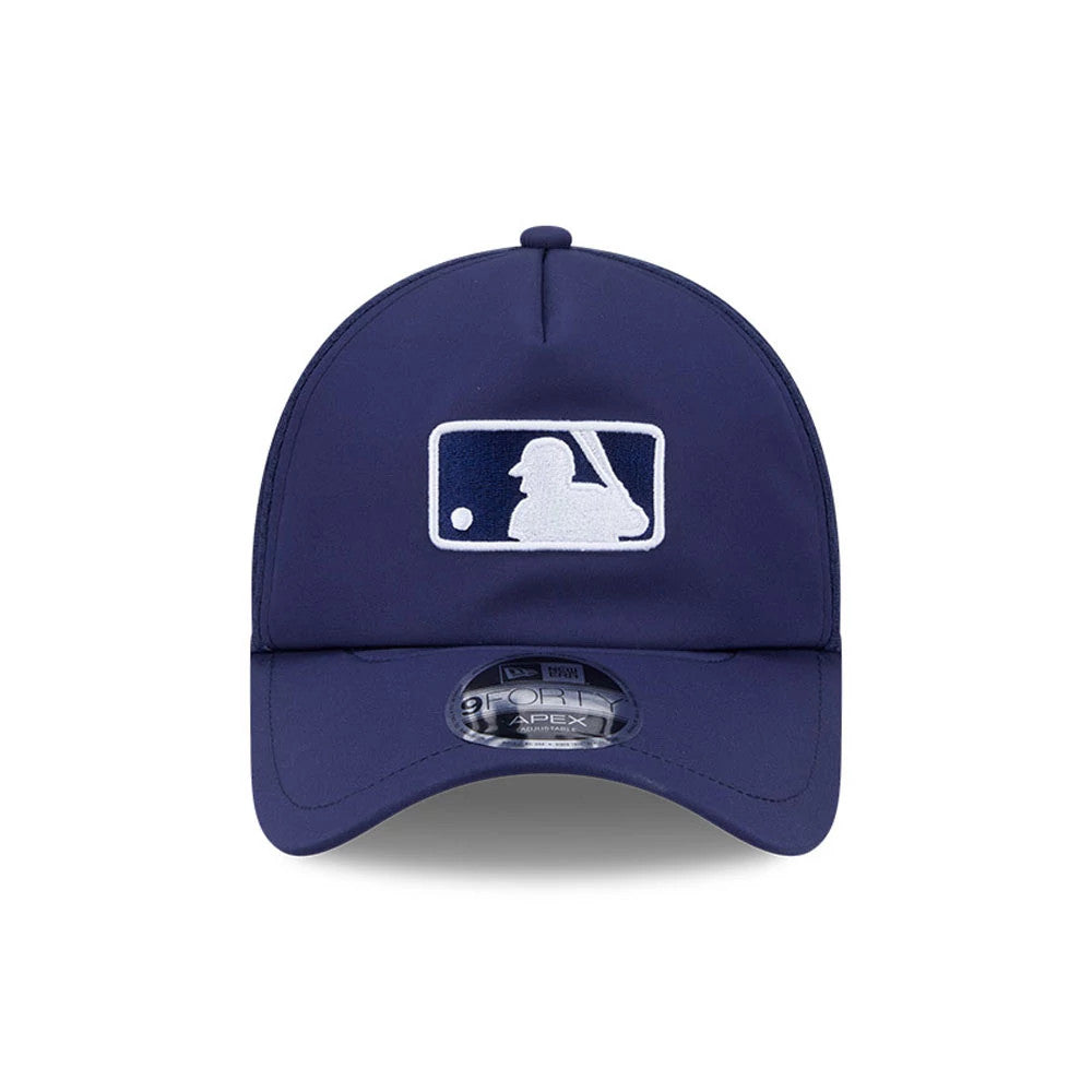MLB Logo MLB Batting Practice 2026 Navy New Era 9FORTY Apex Adjustable Cap, front view showing raised white embroidered MLB logo on the structured navy crown and a 9FORTY size sticker on the curved visor.